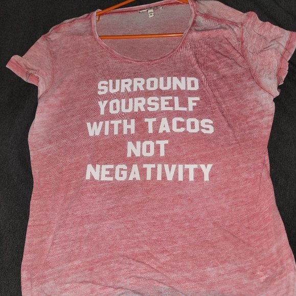 Express Surround Yourself With Tacos T-Shirt - Medium - Red - Picture 1 of 2